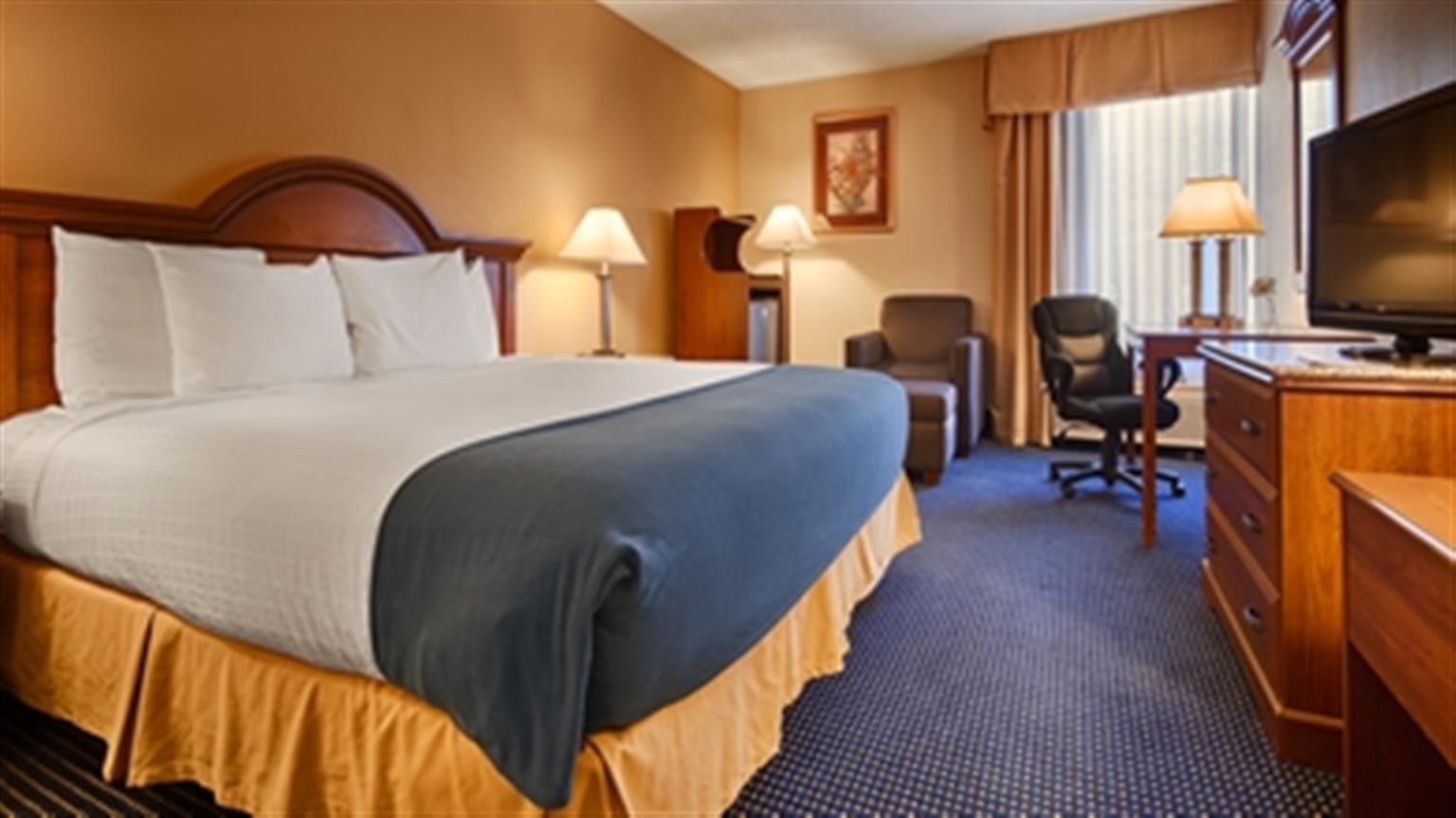 Best Western Plus Yadkin Valley Inn&Suites Jonesville Extérieur photo