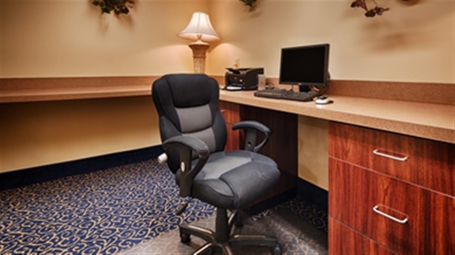 Best Western Plus Yadkin Valley Inn&Suites Jonesville Extérieur photo